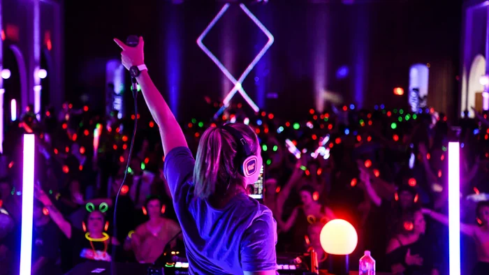 Retro Silent Disco - 80s/90s/00s