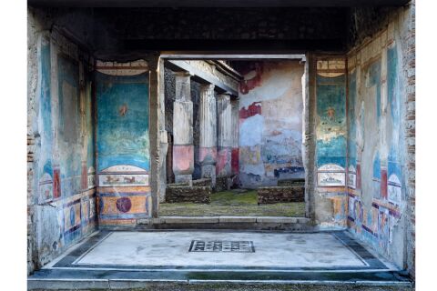 Inside Pompeii: Origins of a European Way of Life